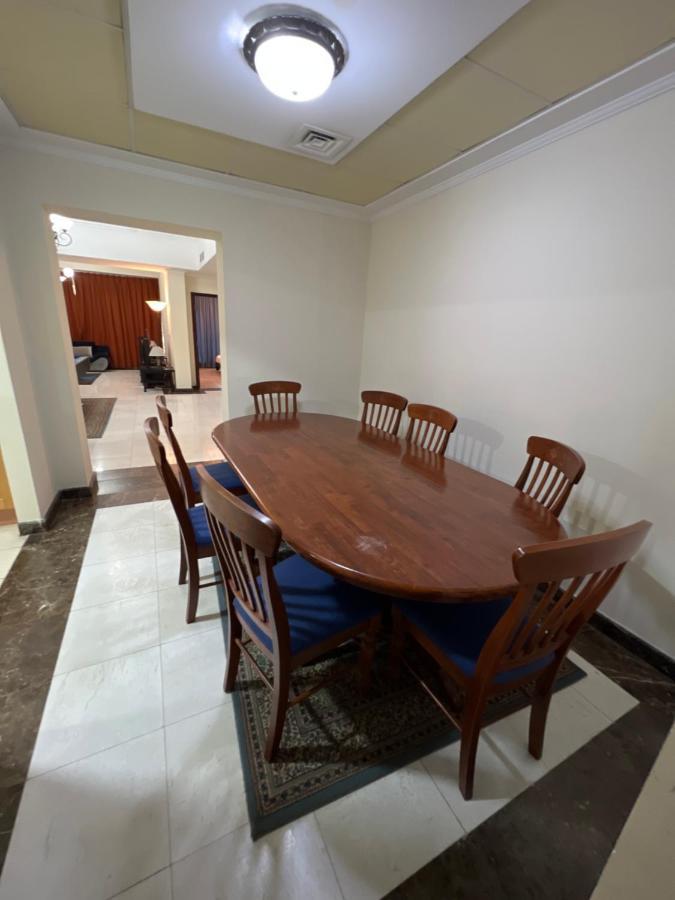 Ferienwohnung Al Abbas Tower Manama Exterior foto
